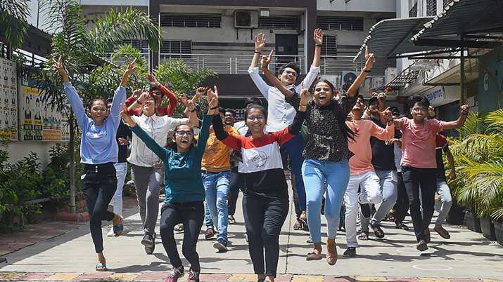 ஜூலை 18 முதல் கலை, அறிவியல் கல்லூரிகள் திறப்பு!! மாணவர்கள் உற்சாகம்!!!