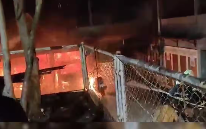 அதிகாலையில் அதிர்ச்சி.. பயங்கர தீவிபத்தில் 7 பேர் பலி.. 40 பேர் படுகாயம்!!