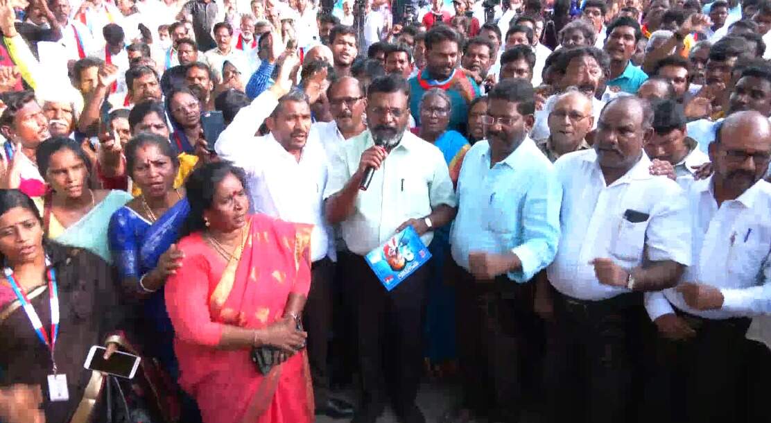 நுபுர்சர்மா,நவீன் ஜிண்டாலை கைது செய்யக் கோரி ஆர்ப்பாட்டம்!! வலுக்கும் சர்ச்சை!!