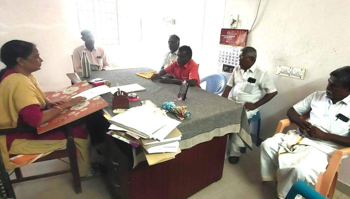 முத்தரப்பு பேச்சுவார்த்தை தோல்வி... விசைத்தறி உரிமையாளர்கள் காலவரையற்ற வேலை நிறுத்தம் தொடரும் அவலம்!