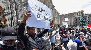 வெடித்த மக்கள் போராட்டம்!! 17 பேர் பலி!! 2 அமைச்சர்கள் ராஜினாமா!!