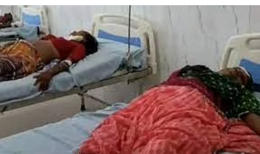 பகீர் வீடியோ... கண்டெய்னர் லாரி பேருந்தில் மோதி 11 பேர் துடிதுடித்து பலி..15 பேர் படுகாயம்!!