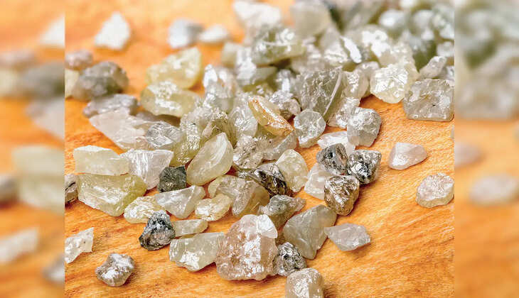 வைரம் பறிமுதல்