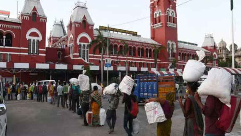 தமிழகத்தை விட்டு சாரை, சாரையாக வெளியேறும் வடமாநிலத்தவர்!!