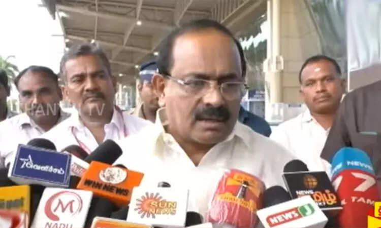 அமைச்சர் சக்ரபாணி