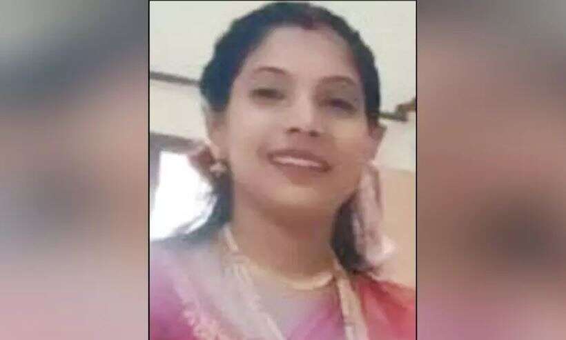 3 வயது மகளை உடலுடன் கட்டிக்கொண்டு ஏரியில் குதித்த தாய்.. கொலையா? தற்கொலையா? போலீசார் விசாரணை!