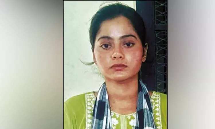 காதலனைத் தேடி கள்ளப்படகில் தமிழகம் வந்திறங்கிய இளம்பெண்!