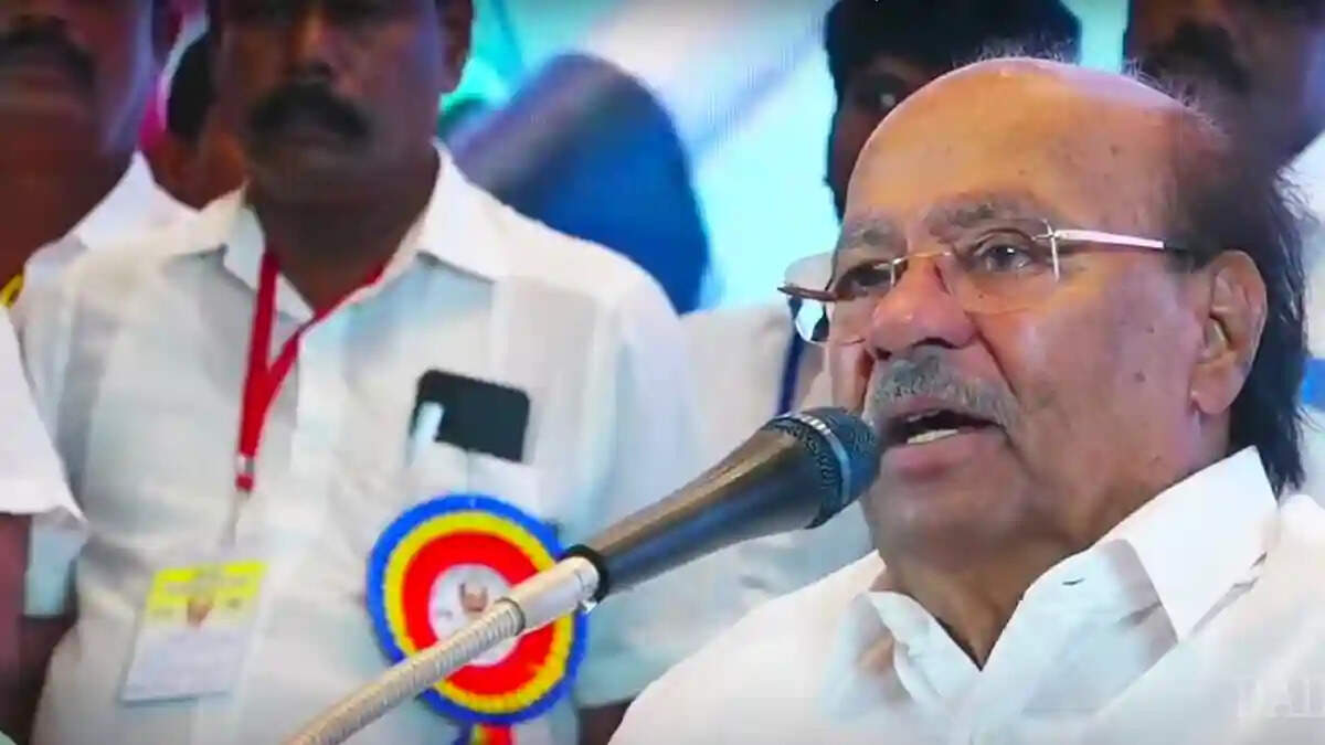 தொண்டர்கள் விரும்பும் வகையில், மக்களின் நலனுக்கு உகந்த கூட்டணியை உருவாக்குவேன்... ராமதாஸ் ஆவேசம்!