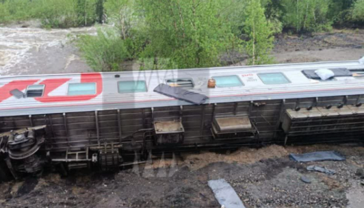 பகீர்... பயணிகள் ரயில் 9 பெட்டிகள் திடீரென தடம் புரண்டு விபத்து.. 7 பேர் கவலைக்கிடம்... 70 க்கும் மேற்பட்டோர் படுகாயம்!