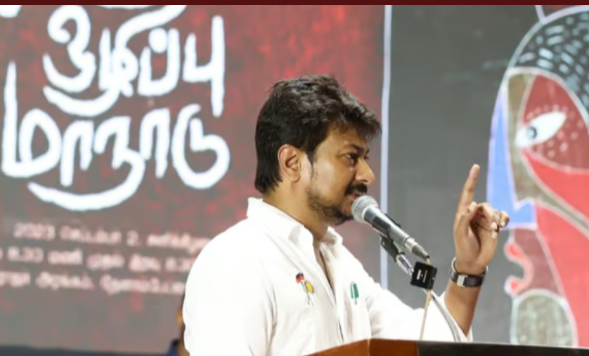 உதயநிதி தண்டிக்கப்பட வேண்டும்... பகீர் கிளப்பிய முதல்வர்... வெடிக்கும் சர்ச்சை !