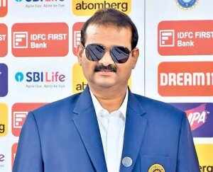 இலவச ஐபிஎல் டிக்கெட்டுகள் கேட்டு மிரட்டல்... ஐதராபாத் கிரிக்கெட் சங்க தலைவர் கைது!