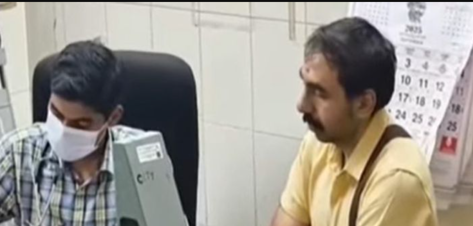 சபரிமலை தங்கத் திருட்டு விவகாரம் ... முன்னாள் அர்ச்சகர் உன்னிகிருஷ்ணன் போத்தி கைது!