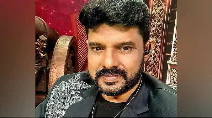 நடிகர் கலாபவன் நவாஸ் விடுதி அறையில் மரணம்!