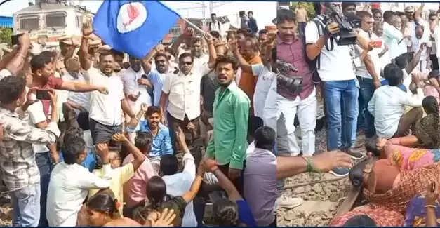 மீனவர்கள் ரயில் நிலையத்தில் போராட்டம்... காரைக்காலில் பரபரப்பு!