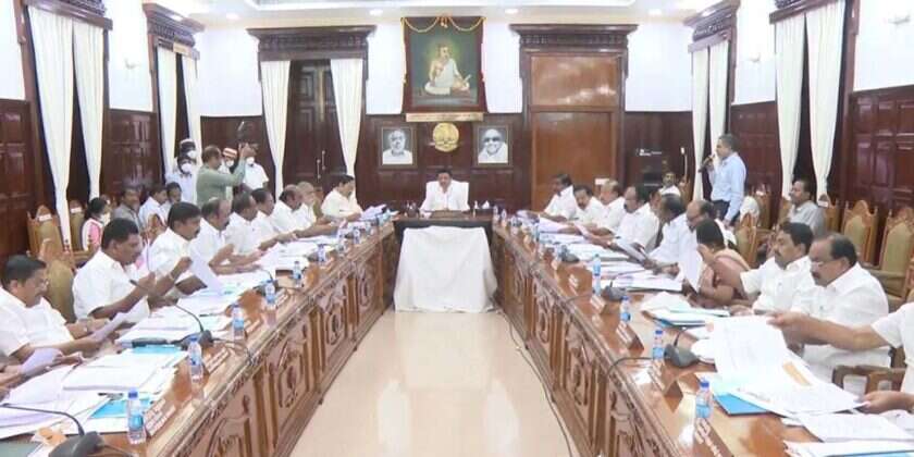 இன்று முதல்வர் தலைமையில் அமைச்சரவை கூட்டம்!!