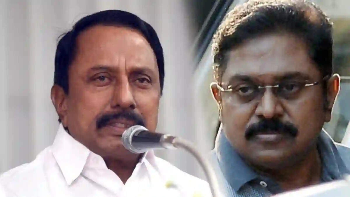 யார் என்னுடன் பேசினார்கள் என்பது ரகசியம்... செங்கோட்டையன் சஸ்பென்ஸ்!