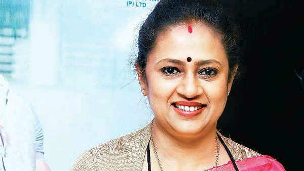 காலியாகும் பாஜக கூடாரம்!! லட்சுமி ராமகிருஷ்ணன் விலகல்!!