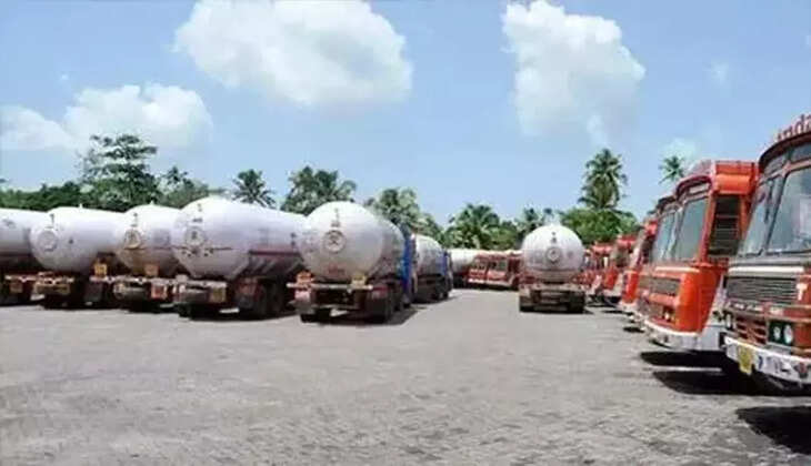 சிலிண்டர் கேஸ் லாரி ஸ்டிரைக்