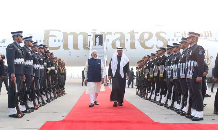 ஐக்கிய அரபு அமீரக அதிபர் இந்தியா அரசுமுறை பயணம் முடித்து புறப்பட்டு செல்கிறார்!