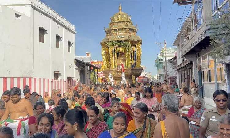 ஆழ்வார்திருநகரி ஆதிநாதர் ஆழ்வார் கோவிலில் வைகாசி திருவிழா தேரோட்டம் கோலாகலம்!