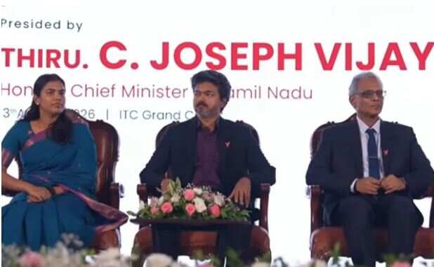 1,06,998 பேருக்கு வேலைவாய்ப்பு, 97 புதிய புரிந்துணர்வு ஒப்பந்தங்கள் - முதலீட்டாளர் மாநாட்டைத் தொடங்கி வைத்தார் முதலமைச்சர் விஜய்!