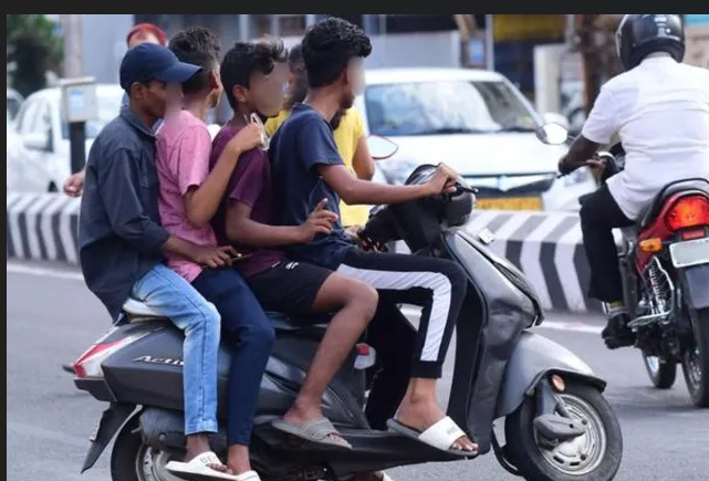 உரிமம் இன்றி சிறார்கள் வாகனம் ஓட்டினால் பெற்றோருக்குச் சிறை தண்டனை !