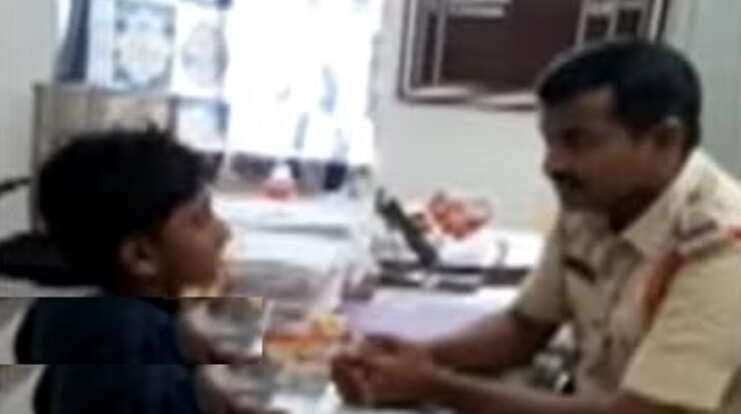 ப்ளீஸ்!! அப்பாவை கைது பண்ணுங்க!! போலீசை அதிர வைத்த சிறுவன்!!