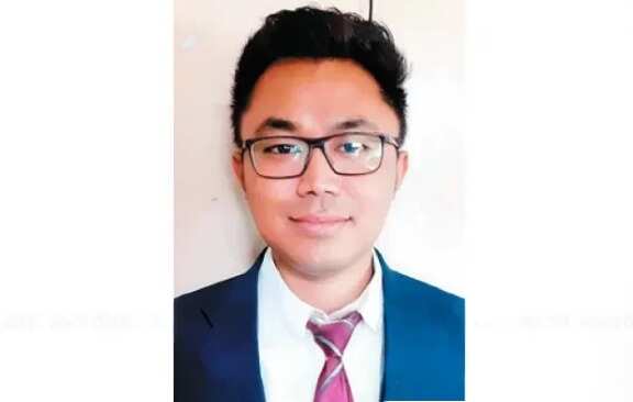 ரூ.10 லட்சம் லஞ்சம் வாங்கும் போது ஐஏஎஸ் அதிகாரி கைது!