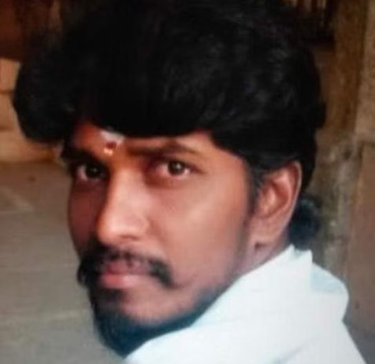 பகீர் !! ஊராட்சி மன்ற உறுப்பினர் ஓட ஓட விரட்டி வெட்டிக் கொலை!!