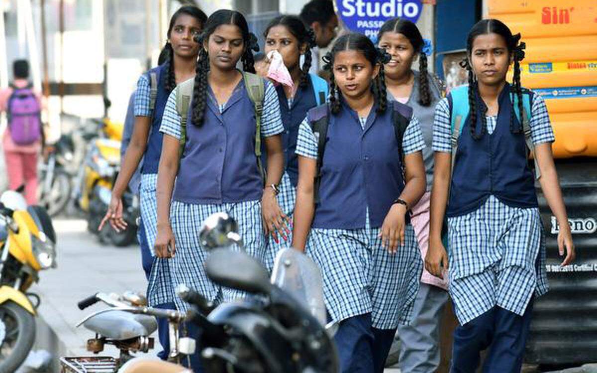 பள்ளி மாணவர்களின் தகவல் திருட்டு.. 3 பிரிவுகளில் சைபர் கிரைம் போலீஸ் வழக்கு !