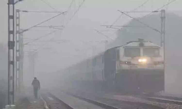 41 ரயில்கள் காலதாமதம்... பனிமூட்டம் காரணமாக பயணிகள் கடும் அவதி!