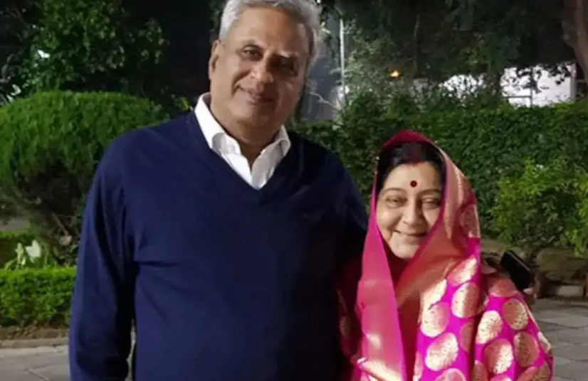 சுஷ்மா ஸ்வராஜ் கணவர் காலமானார்... அரசியல் தலைவர்கள் இரங்கல்!