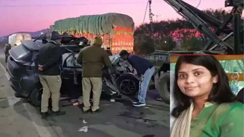 24 வயசில் சோகம்... கார் விபத்தில் முன்னாள் அமைச்சர் மகள் சம்பவ இடத்திலேயே உயிரிழப்பு!