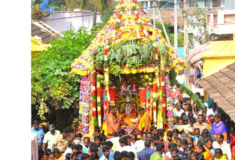 திருச்சி சமயபுரம் மாரியம்மன் தேரோட்டம் துவங்கியது... உற்சாகத்தில் பக்தர்கள் கூட்டம்!