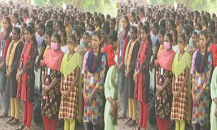 மாணவி பிரியாவின் திடீர் மரணம்! கல்லூரி மாணவிகள் மெளன அஞ்சலி!