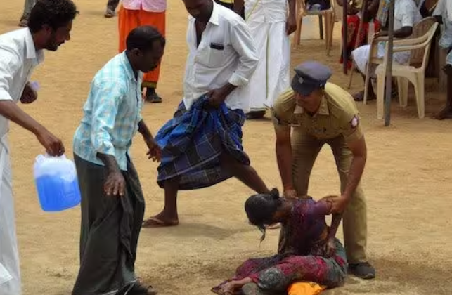 அதிர்ச்சி... சபாநாயகர் கண்முன்னே இளம்பெண் தீக்குளிப்பு!!