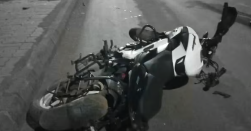 பைக் மீது லாரி மோதி விபத்து... இளைஞர் உயிரிழப்பு!