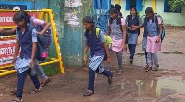 முடிஞ்சது லீவு.. எல்லாரும் ஸ்கூலுக்கு கிளம்புங்க.. வந்தது அதிகாரப்பூர்வ உத்தரவு..!!