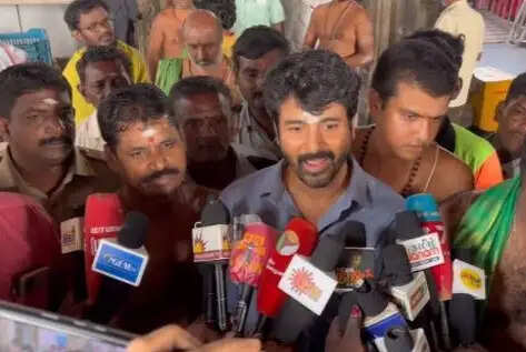 பாதிக்கப்பட்ட மாணவியுடன் நாம் அனைவரும் நிற்க வேண்டும்...” நடிகர் சிவகார்த்திகேயன் பேட்டி!