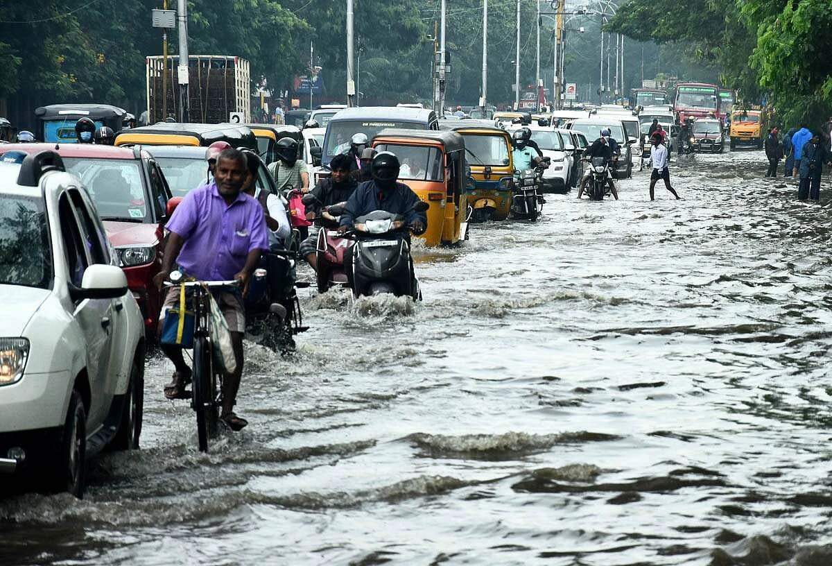 உஷார்... இன்று 8 மாவட்டங்களில் கனமழைக்கு வாய்ப்பு... கரையோர மக்களுக்கு எச்சரிக்கை!
