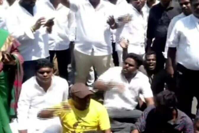 மயிலாப்பூரில் பரபரப்பு.. பூத் ஏஜெண்டுகளுடன் மல்லுக்கட்டிய தமிழிசை... திமுக - பாஜகவினர் இடையே கடும் தள்ளுமுள்ளு.. சாலைமறியல்!