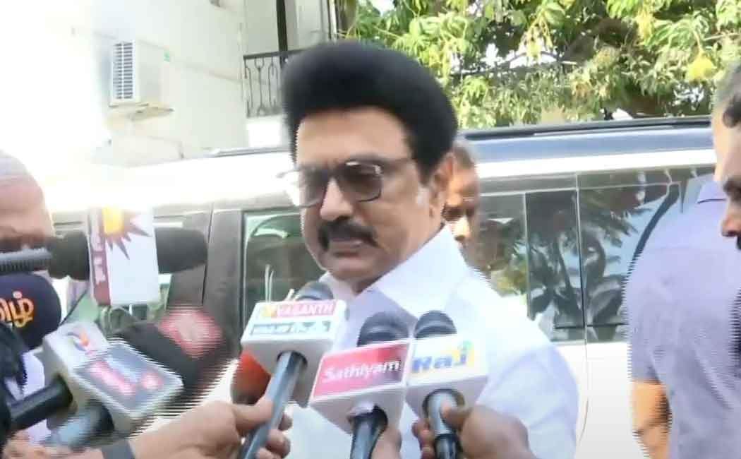 தமிழ்நாட்டை அடகு வைக்கும் துரோகக் கூட்டத்திற்கு மக்கள் தக்க விடையளிப்பார்கள் ... முதல்வர் பாஜக அதிமுக கூட்டணிக்கு ஷொட்டு!