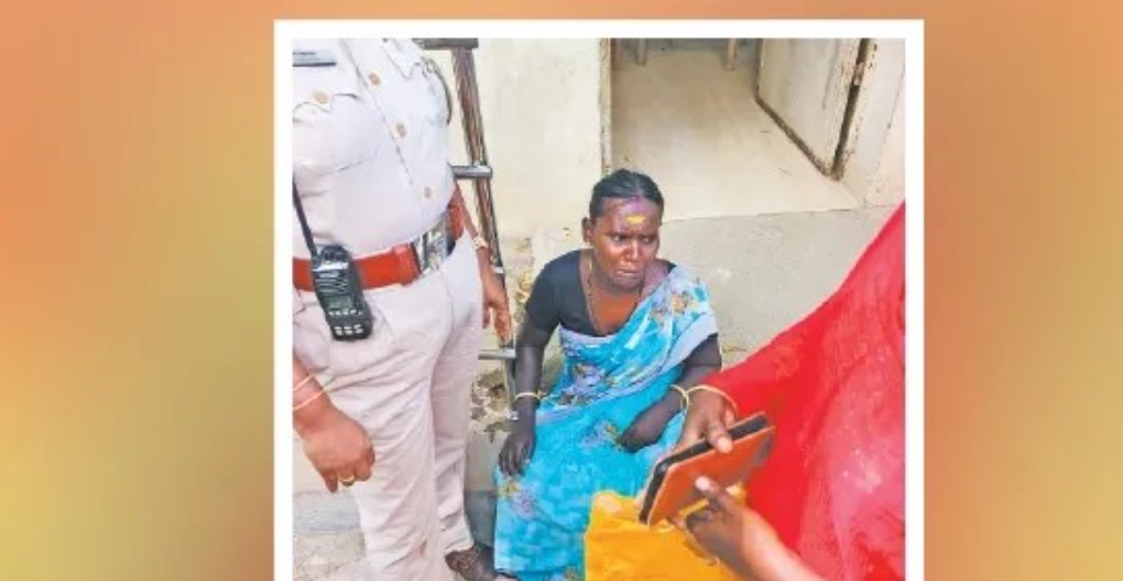 கலெக்டர் அலுவலகத்தில் மண்ணெண்ணெய் ஊற்றி பெண் தீக்குளிக்க முயற்சி... பெரும் பரபரப்பு!