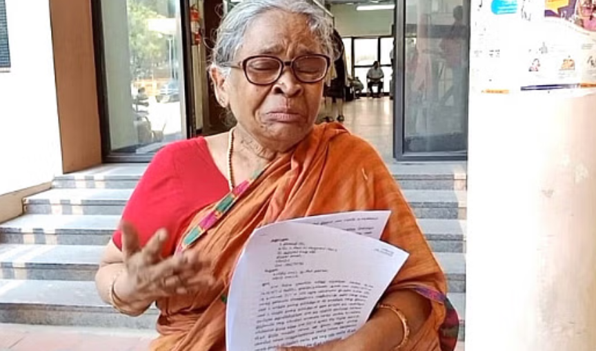 புள்ளைங்க வீட்டை விட்டு துரத்திட்டாங்க... கலெக்டரிடம் கண்ணீர் விட்டு கதறிய தாய்!!