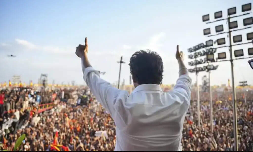 விஜய் பதவியேற்பு விழா ரத்து... பெரும்பான்மையை நிரூபிப்பதில் சிக்கல் - நேரு அரங்கில் பணிகள் நிறுத்தம்!