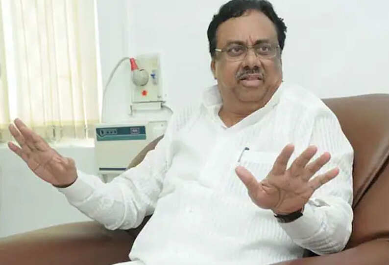 அதிர்ச்சி!! ஈவிகேஎஸ் இளங்கோவனுக்கு செயற்கை சுவாசம்!!