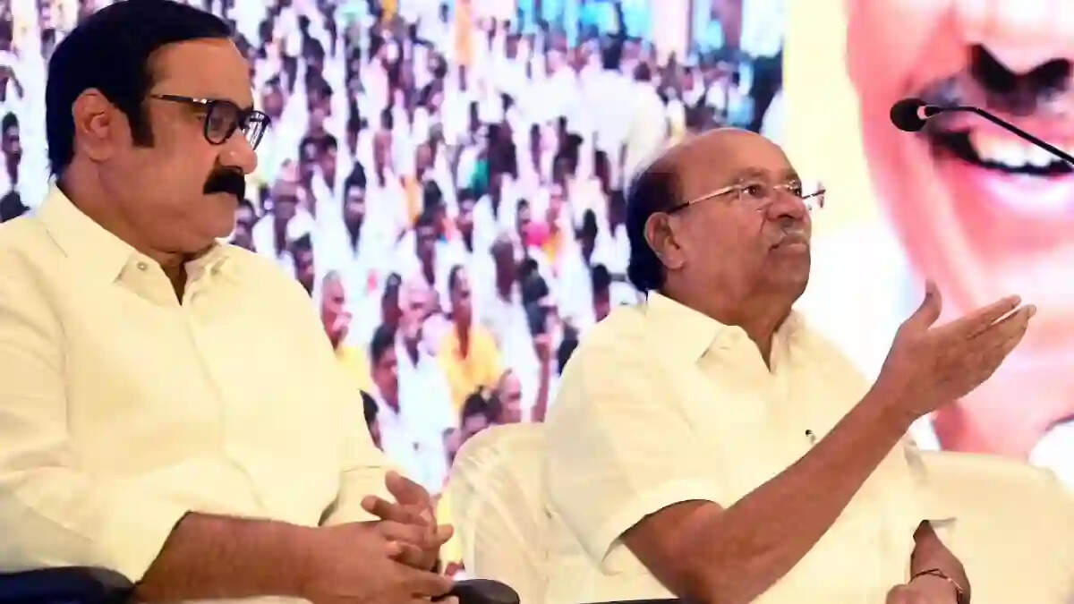 பாமக சின்னம் முடக்கப்படும்... தேர்தல் ஆணையம் எச்சரிக்கை!