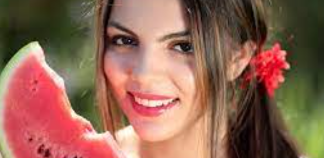 அட கொடுமையே... மக்களே உஷார்... தர்பூசணி பழங்களில் இனிப்பு ஊசி! எப்படி கண்டுபிடிப்பது?!