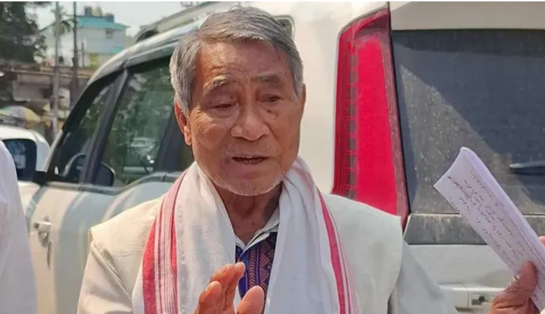 அதிர்ச்சி கொடுத்த காங்கிரஸ் வேட்பாளர்... வாக்குப்பதிவுக்கு முன் தேர்தலில் இருந்து விலகல்!