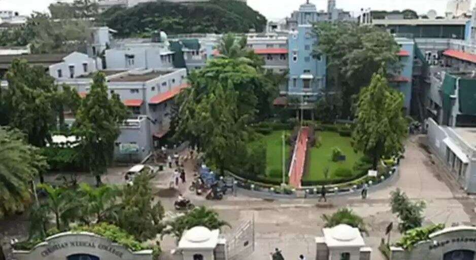 அதிர்ச்சி... வேலூர் சி.எம்.சி மருத்துவர் அறையில் சோதனை சிக்கிய கஞ்சா மற்றும் போதைப்பொருட்கள்!